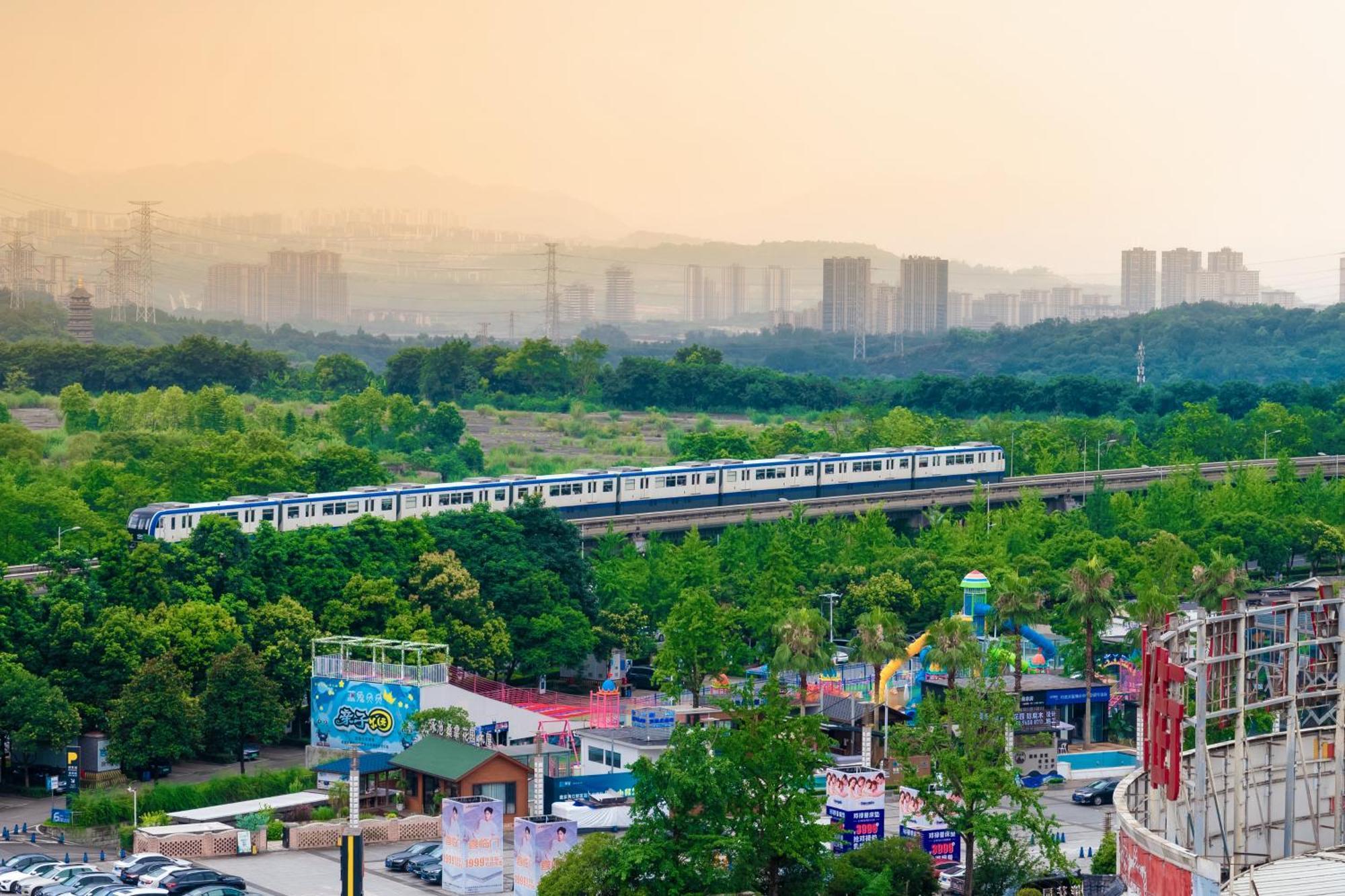 Wuyu Hotel - Chongqing Jiangbei Airport & Light Rail Extérieur photo